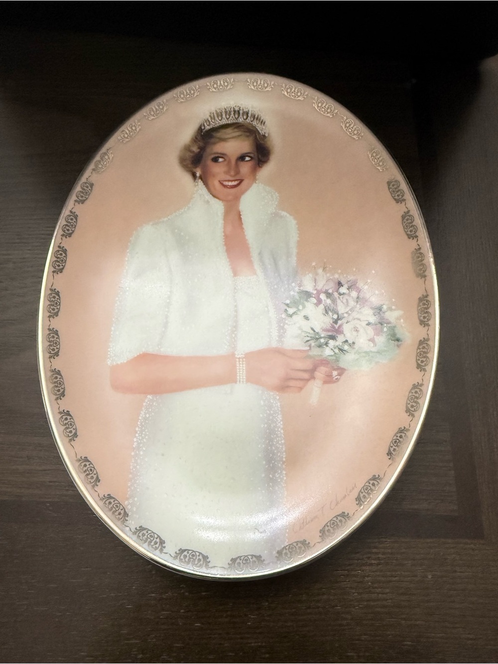The Bradford Exchange Oval Royal Portrait Plate - White, Pink, Gold